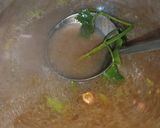 Foto langkah ke 5 dari resep Soto Banjar Kuah Bening.