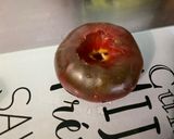 Une image de l'étape 4 de Salade de melon au concombre, tomate noire, oignon rouge et feta.