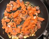 Une image de l'étape 1 de Saumon flambée au whisky.