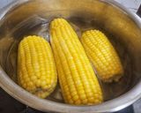 A picture of step 1 of Sweet Corn Soup.