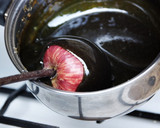 Foto del paso 4 de la receta: Cómo hacer manzanas acarameladas para Halloween