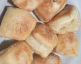 Foto langkah ke 5 dari resep Odading /Kue Bantal /Bolang Baling.