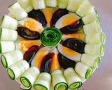Hình bước làm 1 của món Salad trứng dưa leo