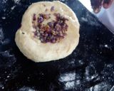 A picture of step 3 of Sweetened onion rolls with rosemary.
