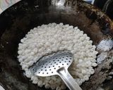 A picture of step 2 of Fariyali chivda.