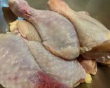 A picture of step 1 of Chicken Boiled in Fish Sauce 🍗.