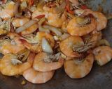 Foto langkah ke 6 dari resep Udang Saus Mentega.