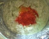 खमंग काकडीचे थालीपीठ (khamang kakdiche thalipeeth recipe in marathi) रेसिपी स्टेप 4 फोटो 