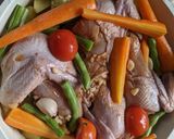 Foto langkah ke 2 dari resep Mediterranean style roasted chicken.