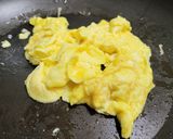 十穀杏鮑菇香腸蛋炒飯的食譜步驟3照片