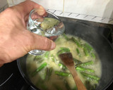 Foto del paso 7 de la receta: Setas ostra con espárragos y jamón