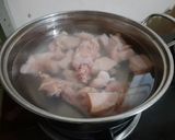 Hình bước làm 1 của món Canh gà nấu thơm & khổ qua