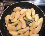 Foto del paso 1 de la receta: Tarta de manzana en sartén sin gluten y sin azúcar