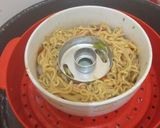 Foto langkah ke 3 dari resep Donat Mie Goreng ala Aussie.