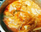 Hình bước làm 5 của món Canh kim chi hải sản