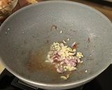 Foto langkah ke 4 dari resep Ayam Asam Manis Pedas Devina Hermawan.
