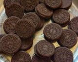 A picture of step 1 of Oreo Chocolate Cake.