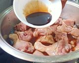 A picture of step 3 of CARAMELIZED CHICKEN (WITH JAGGERY).