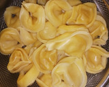 Foto del paso 1 de la receta: Raviolis de setas, bacon y roquefort