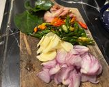 Foto langkah ke 2 dari resep Tumis Bunga Pepaya.