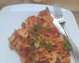 Foto langkah ke 6 dari resep Tuna Tomate Farfalle Pasta.