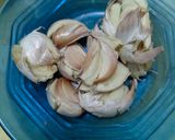 Foto langkah ke 3 dari resep Ayam goreng bawang putih.