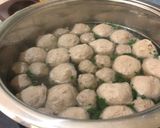 Foto langkah ke 6 dari resep Kuah Bakso Bening + Sambel.