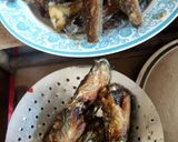 Foto langkah ke 2 dari resep Lele Bumbu Rujak Enakkk.