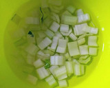 Foto del paso 2 de la receta: Alubias pintas con acelgas y sofritada de hojas de acelgas