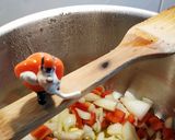 Foto del paso 3 de la receta: Potaje de Fiesta con gambas y garbanzos