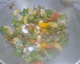 सेम टमाटर और आलू की सूखी सब्जी(sem tamatar aur aloo ki sabzi recipe in hindi) रेसिपी चरण 5 फोटो