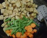 Foto langkah ke 3 dari resep Cah Telur Puyuh Tempe.
