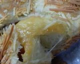 Foto langkah ke 5 dari resep Roti Kasur Topping Keju.
