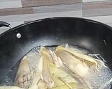 Foto langkah ke 2 dari resep Tumis kembal pisang, daun melinjo,cabe hijau.