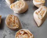 A picture of step 5 of Savoury Pin Wheels 😋.