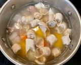 Hình bước làm 1 của món Canh củ quả há cảo