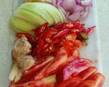 Foto langkah ke 2 dari resep Pindang Tongkol bumbu Sarden.