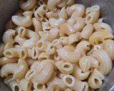 Foto del paso 1 de la receta: Coditos con queso
