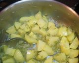 Foto del paso 2 de la receta Guiso de patatas con bonito