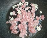รูปขั้นตอนการทำที่ 2 ของ ผัดวุ้นเส้นผักกาดขาวหมูสับ