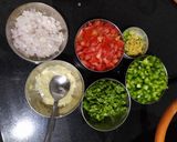 ચીઝ ગાર્લિક મસાલા પાવ (cheese garlic masala pav recipe in Gujarati) રેસીપી સ્ટેપ1ફોટો