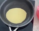 A picture of step 2 of Rose Crape Cake.