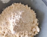 A picture of step 1 of Mirch pakoda.