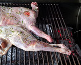 Foto del paso 4 de la receta: Lechazo en barbacoa