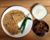 A picture of step 5 of Aloo Paranthas.