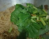 Foto langkah ke 4 dari resep Bihun Baso Kecap.