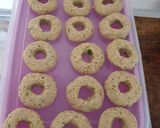 A picture of step 3 of Chicken donuts.