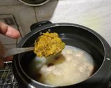 A picture of step 1 of Leftover kaddu ki sabzi moong dal khichdi.