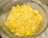 Füstölt sajtos, magvas mini kiflik recept fázis 5 fotója