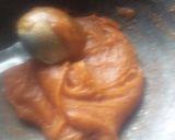 A picture of step 3 of Besan ka halwa.